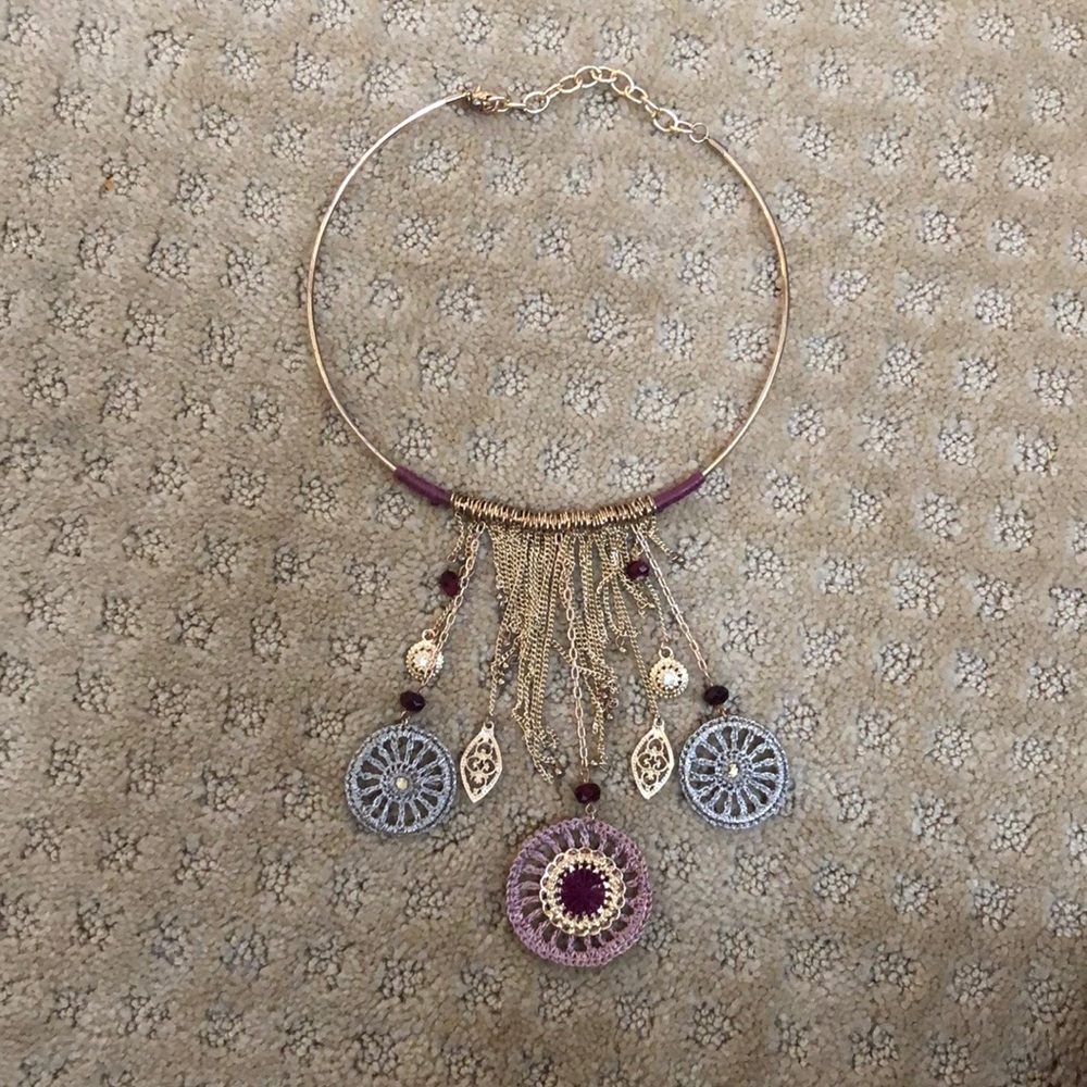 Statement necklace